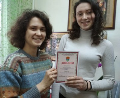 викл. Войцехівська О.С. із фіналісткою олімпіади Довган Н.М., група 9а